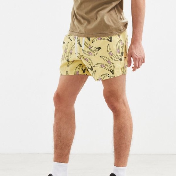 1 LEFT! 🍌 URBAN OUTFITTERS | MENS BANANAS SHORTS - Picture 4 of 8